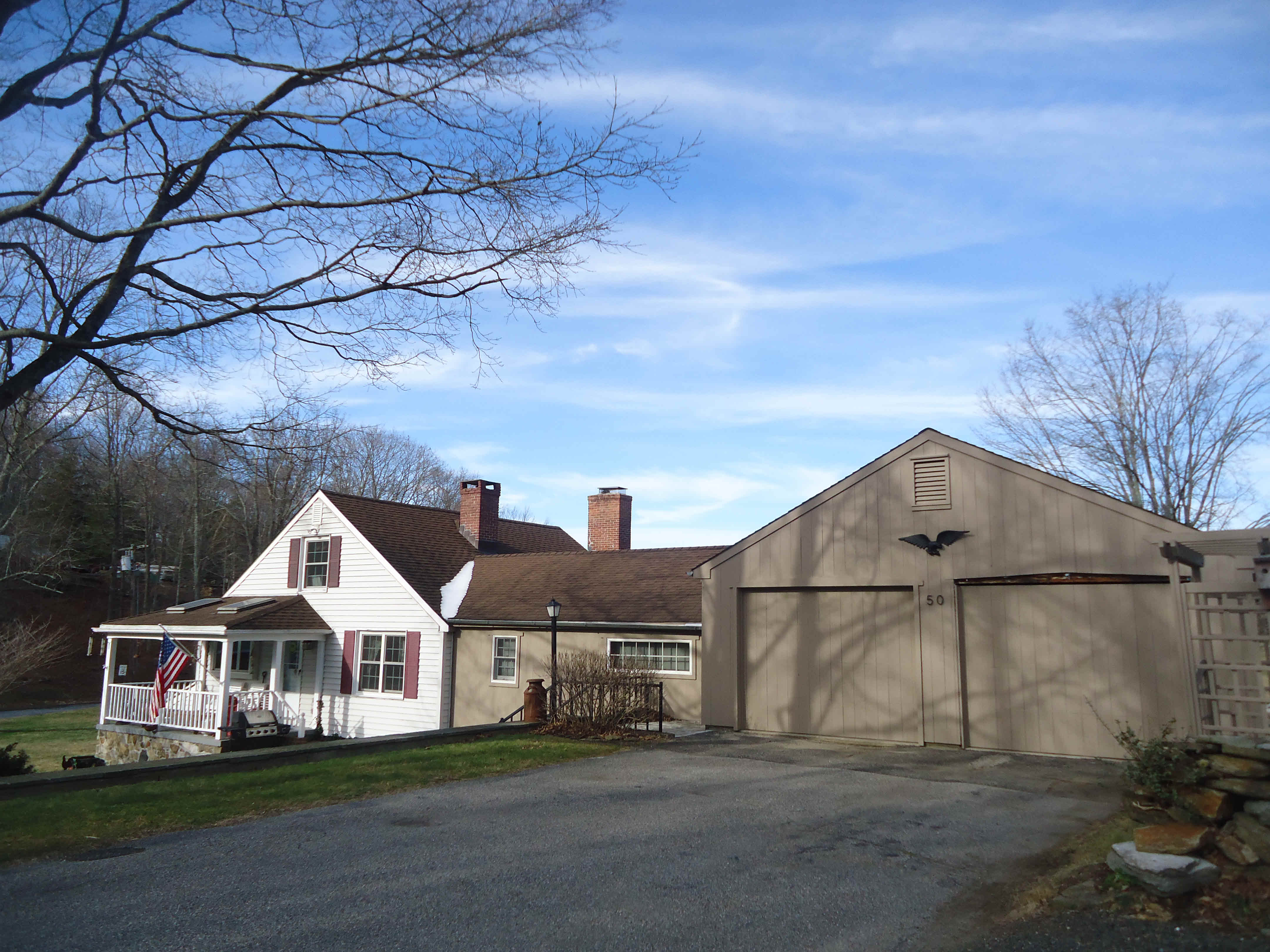 Building photograph for 50 SARAH SANFORD RD WEST